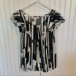 Duo Maternity Top Ruffle Cap Sleeve Sheer Shirt